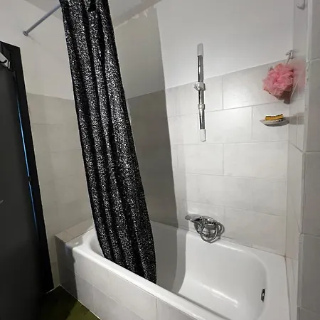 Casa Filipinas Διαμέρισμα *